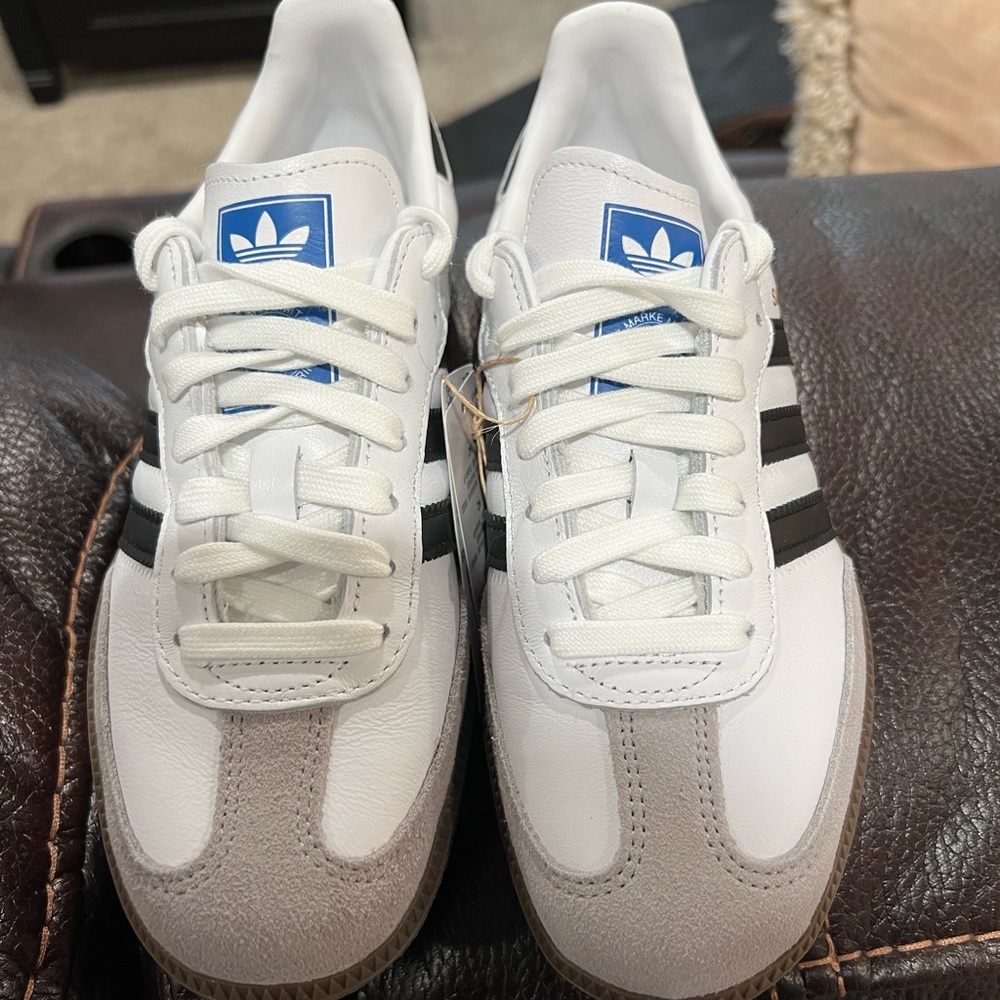 NEW with tags Adidas White Sambas